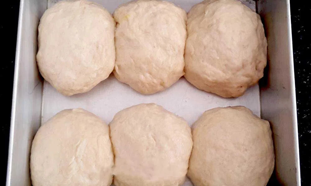 Stuffed-Dinner-Roll-dough-in-6-equal-parts