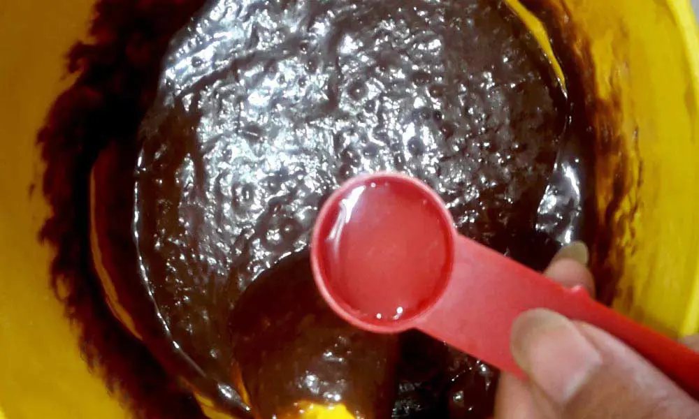 Eggless-Chocolate-Muffins-mixture-with-Vinegar