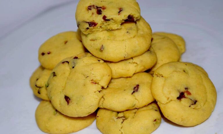 Read more about the article Cranberry Pistachio Cookies Recipe