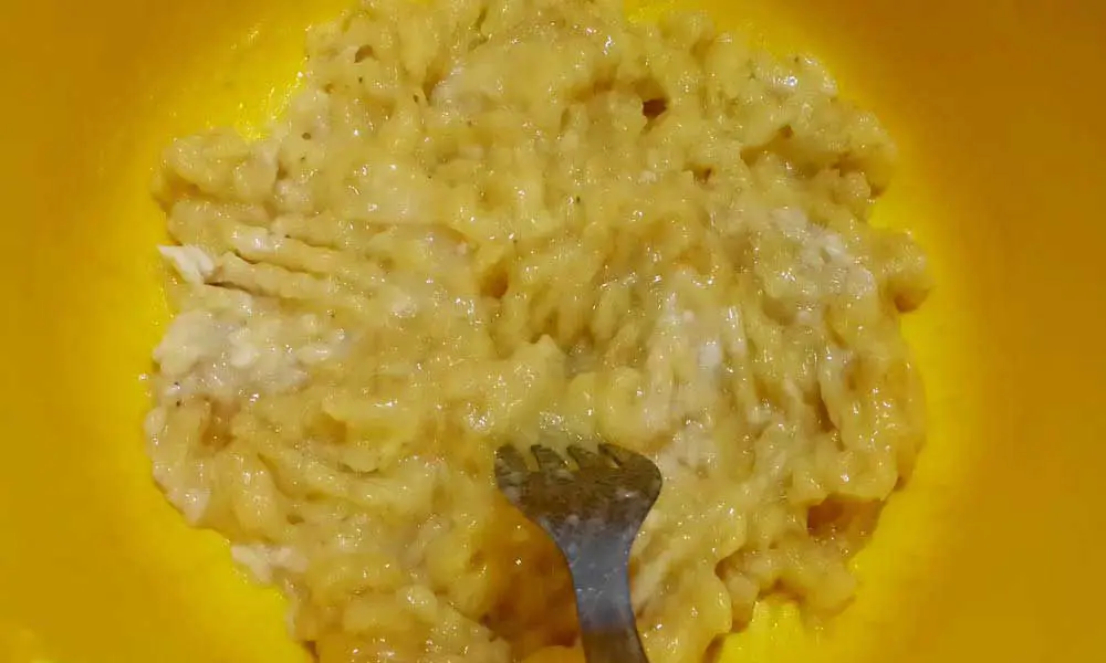 Mashed-Banana-for-Vegan-Banana-Bread