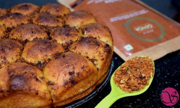 Read more about the article Soft Spongy and Spicy Pull apart Bread recipe from scratch