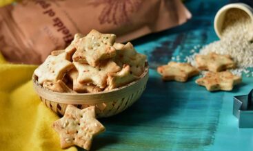 Gluten Free Amaranth Crackers #BreadBakers
