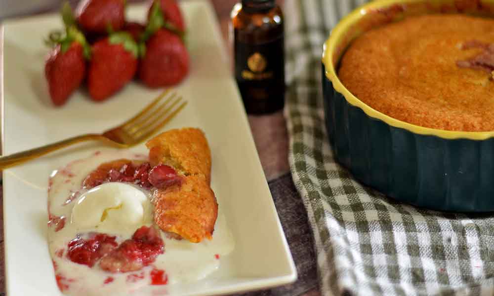Eggless-Strawberry-Cobbler eggless strawberry cobbler