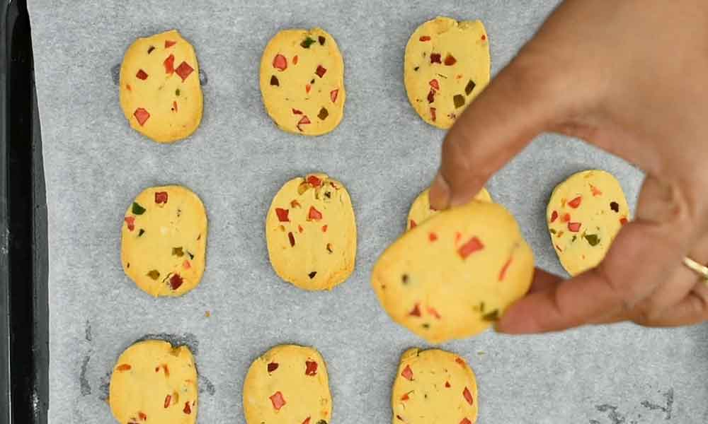 Baked-Eggless-Karachi-Biscuits baked eggless karachi biscuits