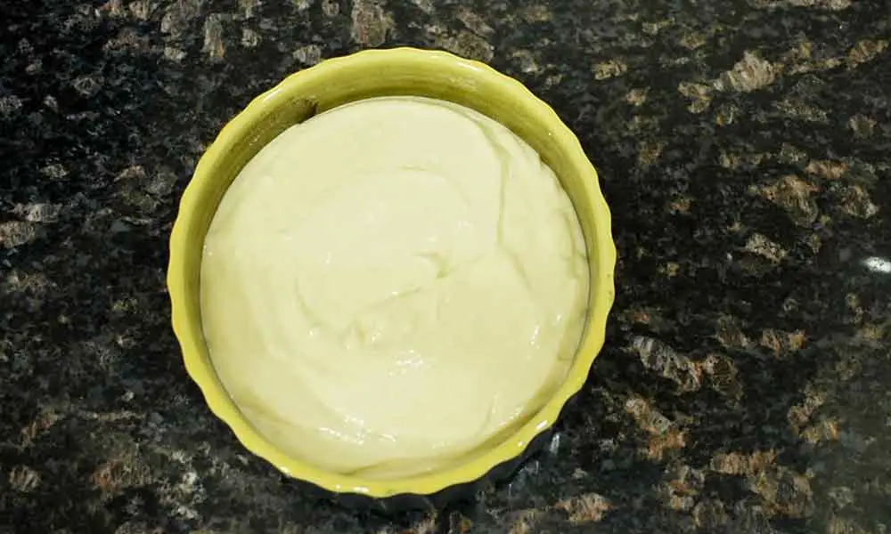 Baked-Mango-Yogurt-Batter-in-the-tin
